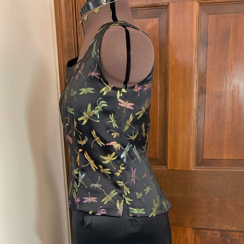 Iridescent Silk Sleeveless Dragonfly Blouse - Picture 5 of 11